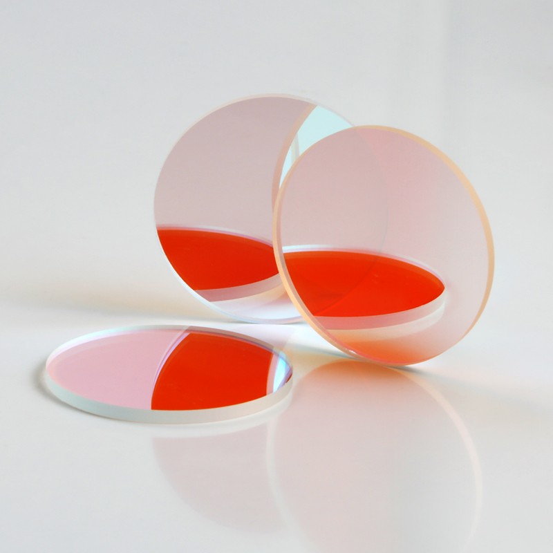 光潔度、劃傷與麻點：解析表面質量的三大維度 