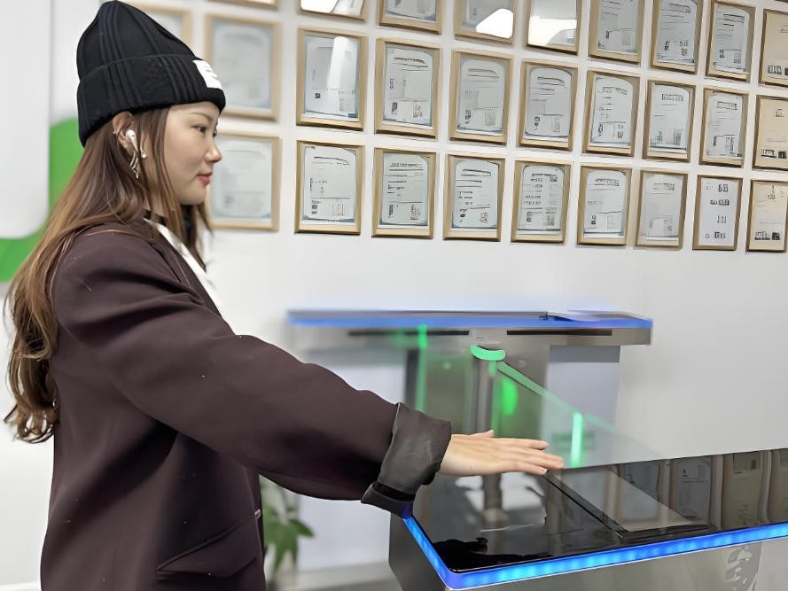 濾光片 生物識別掌紋掃描儀光學鏡片應用分析